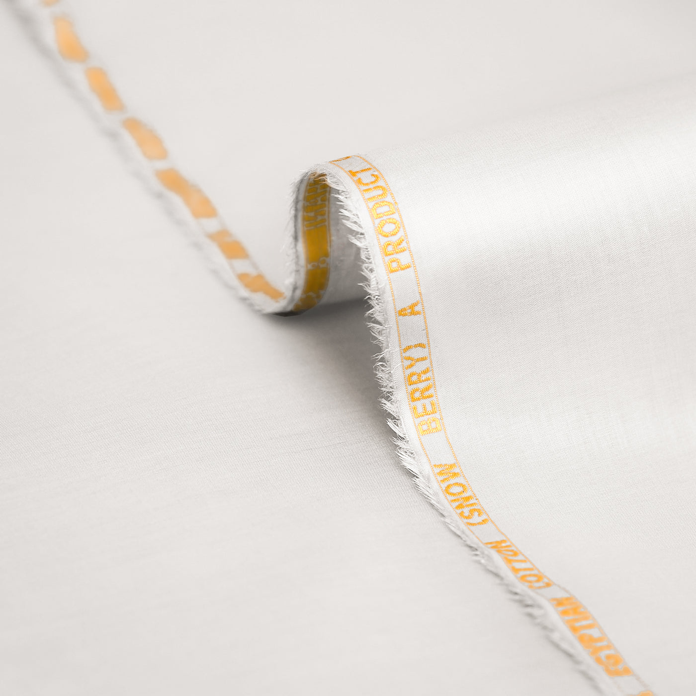 Snow Berry - 100% Super Fine Cotton